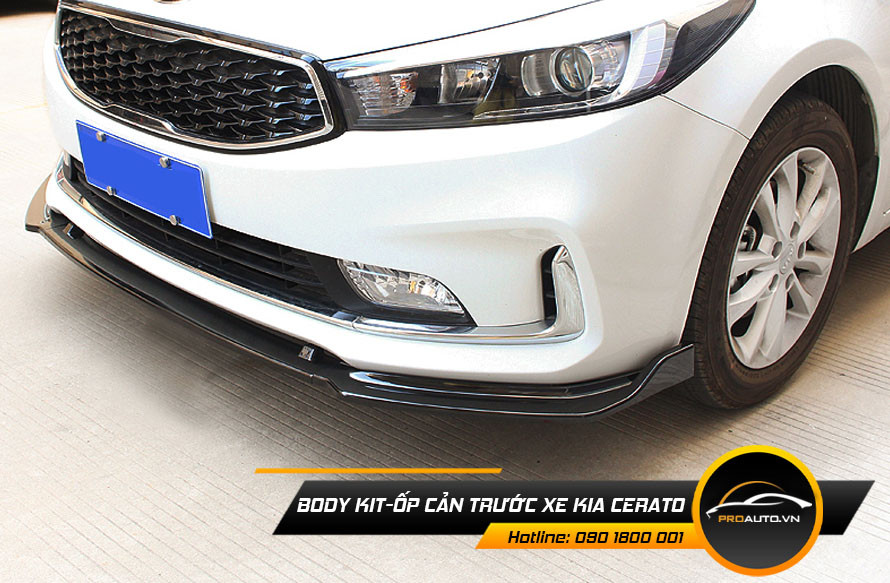 Ốp cản trước thuộc bộ body kit cho xe Kia Cerato