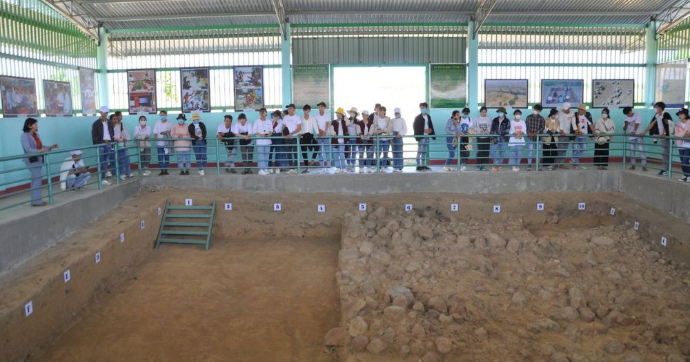 Phong cảnh thiên nhiên hoang sơ tại khu vực Gò Đá An Khê vào mùa khô