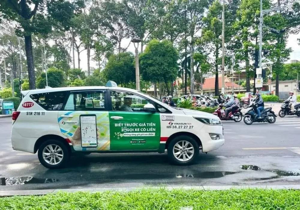 Phương tiện taxi là lựa chọn phổ biến cho chuyến đi taxi Biên Hòa giá rẻ và tiện lợi.