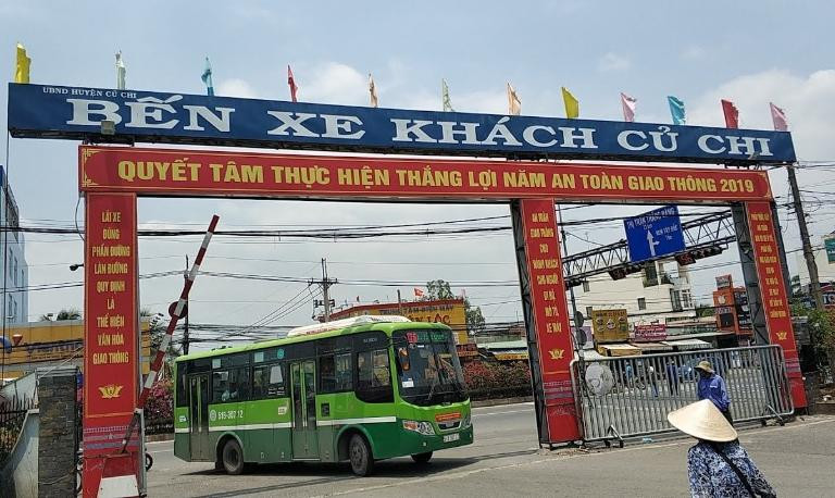 Quang cảnh Bến xe Củ Chi Sài Gòn tấp nập xe buýt