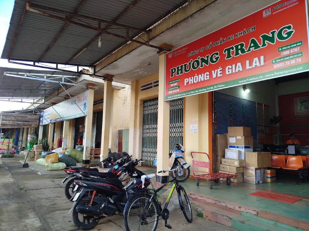Quầy bán vé luôn sẵn sàng phục vụ nhu cầu của hành khách tại bến xe