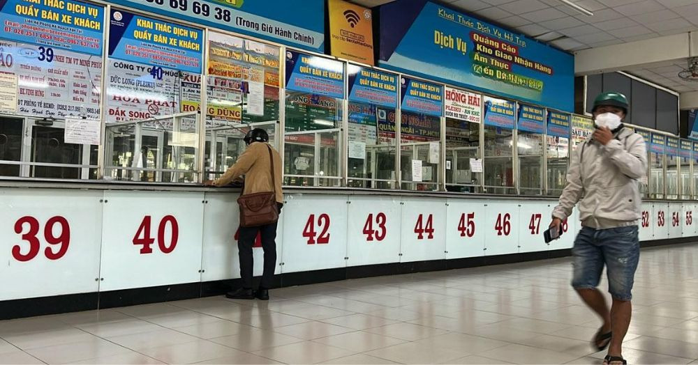 Quầy dịch vụ và tiện ích hiện đại phục vụ hành khách tại bến xe Biên Hòa
