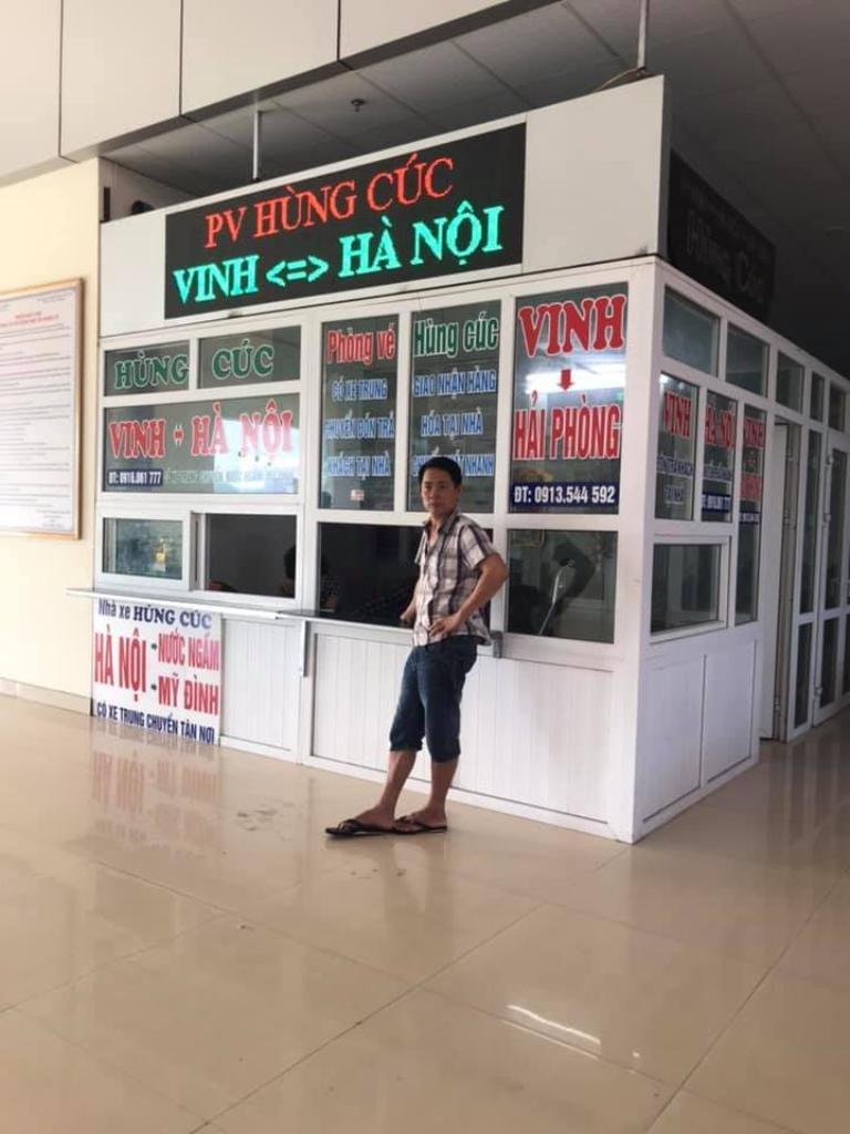 Quầy vé Nhà xe Hùng Cúc tại bến xe