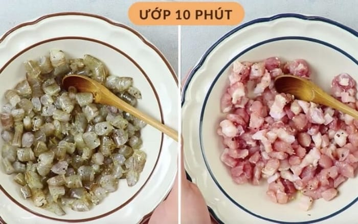 Ướp thịt và tôm với gia vị 10 phút