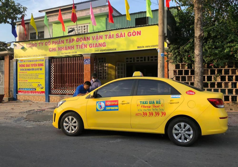 Saigon Taxi với màu vàng đặc trưng, chi nhánh mới tại Tiền Giang phục vụ nhu cầu đi lại