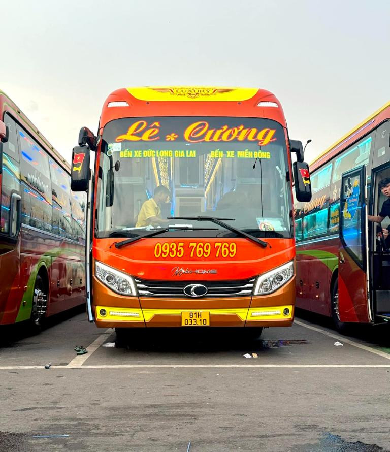 Sử dụng Zalo để đặt vé xe Lê Cương