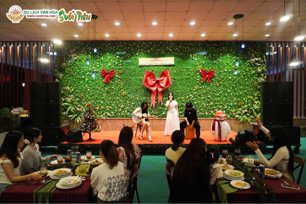 Suối Tiên Food Station, điểm dừng chân ẩm thực lý tưởng tại khu du lịch