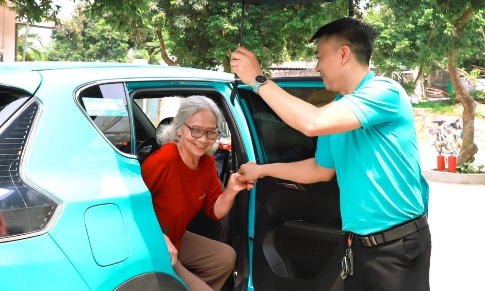 Tài xế chuyên nghiệp của hãng taxi xanh tại Phú Thọ