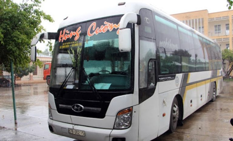 Tài xế Hùng Cường chuyên nghiệp đảm bảo an toàn trên mọi hành trình