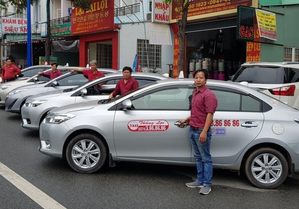 Tài xế taxi Thắng Lợi tại Thủ Dầu Một với phong cách phục vụ chuyên nghiệp, tận tình