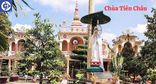Tam quan chùa Tiên Châu, một di tích lịch sử văn hóa quan trọng ở Vĩnh Long