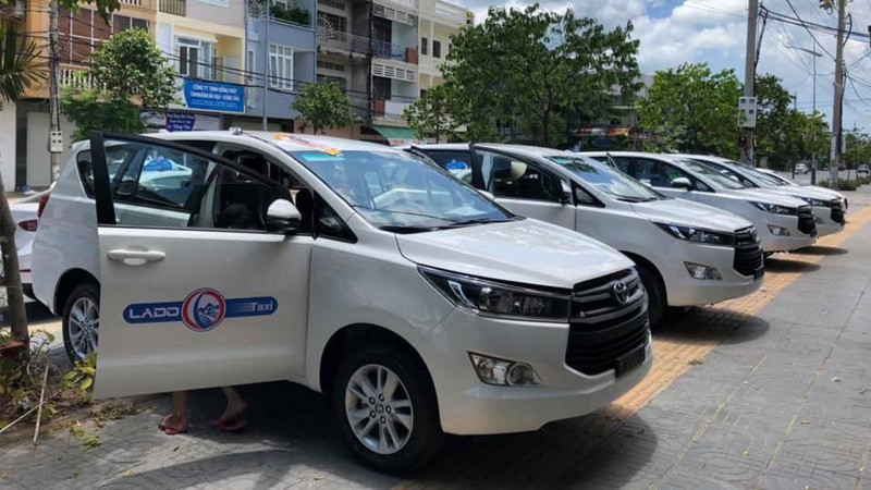 taxi đi Samten Hills Dalat