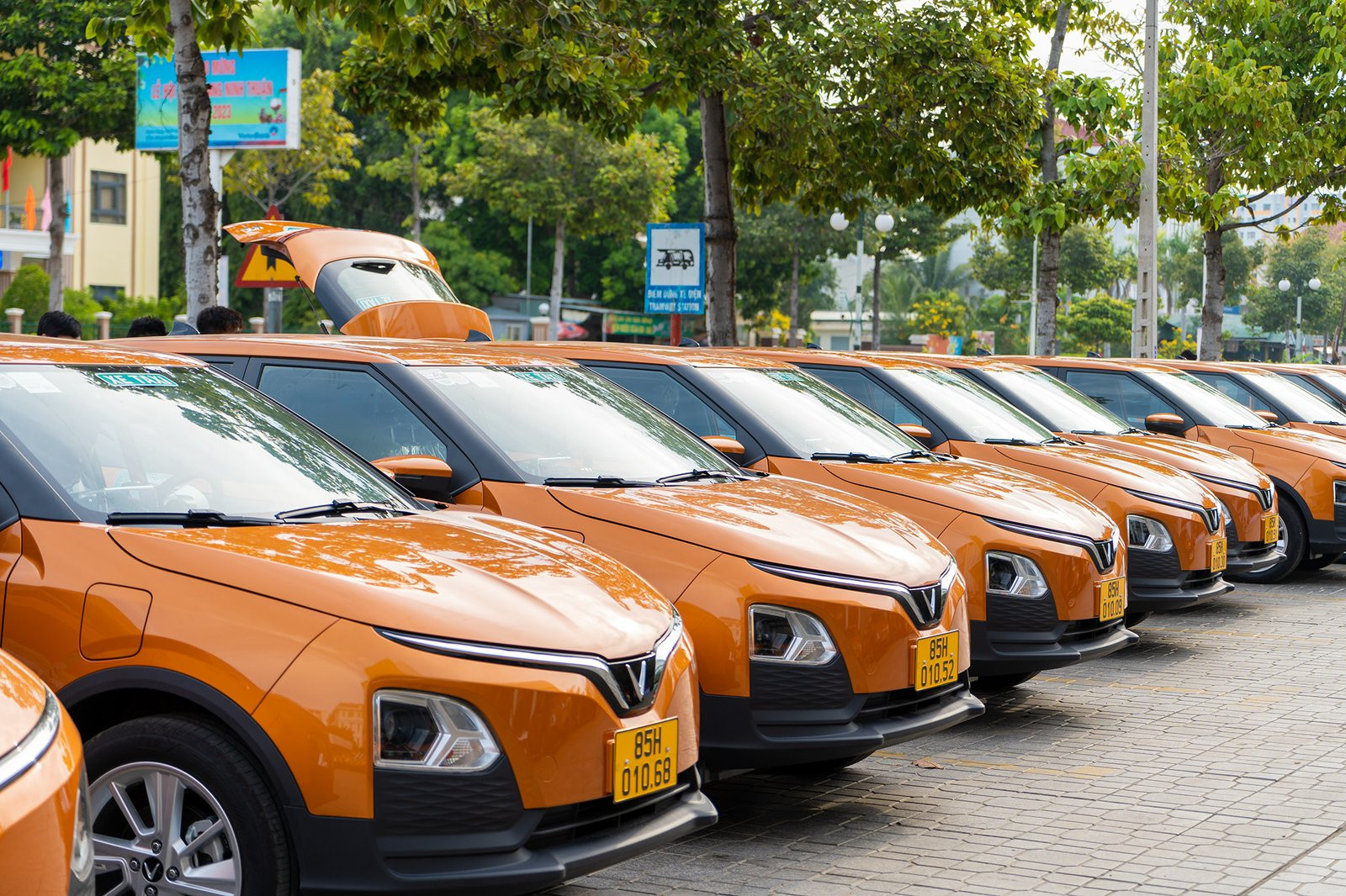 Taxi điện Lavi đưa đón bệnh nhân nhanh chóng tại Bệnh viện tỉnh Ninh Thuận