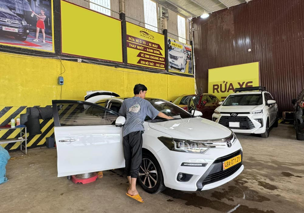 Taxi Gia Nghĩa thường xuyên bảo dưỡng xe