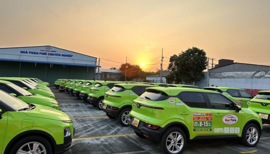 Taxi ở Giồng Riềng đáp ứng nhu cầu di chuyển của người dân
