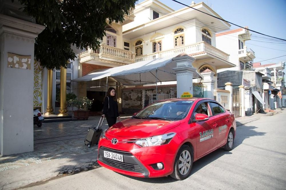 Taxi Hoa Phượng, cạnh tranh với taxi xanh SM Hải Phòng