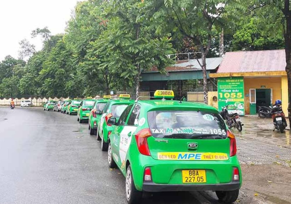 Taxi Mai Linh được nhiều người ưa chuộng vì chất lượng dịch vụ tốt
