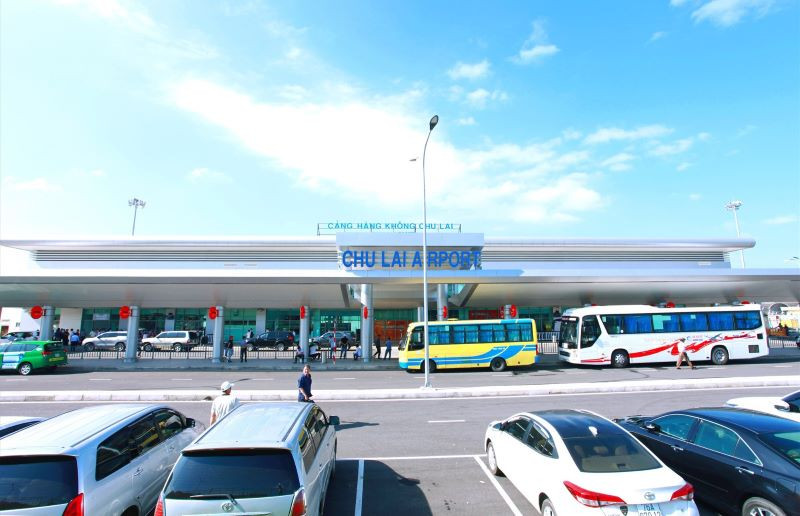 Taxi sân bay Chu Lai sẵn sàng đón khách
