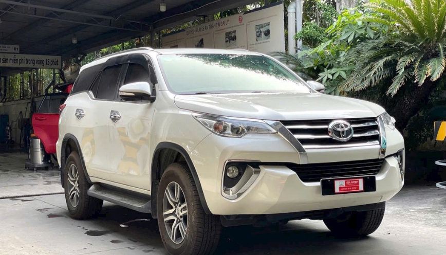 Đặt xe trước giờ khởi hành để hãng xe sắp xếp phương tiện