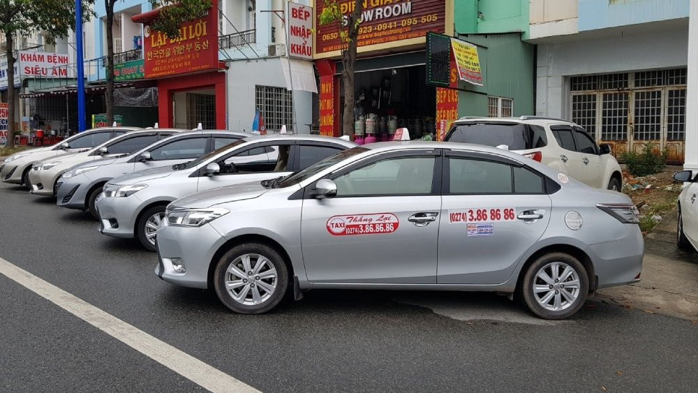 Taxi Thắng Lợi phục vụ người dân khu vực Thuận An, Bình Dương 