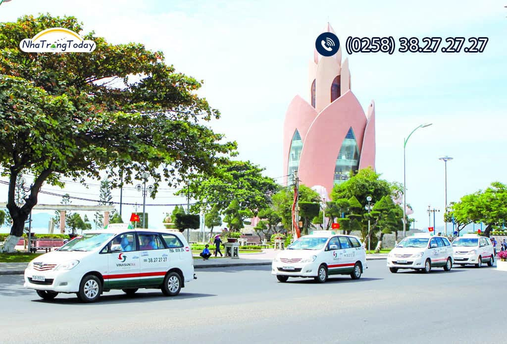 Taxi Vinasun Nha Trang với màu xanh lá đặc trưng