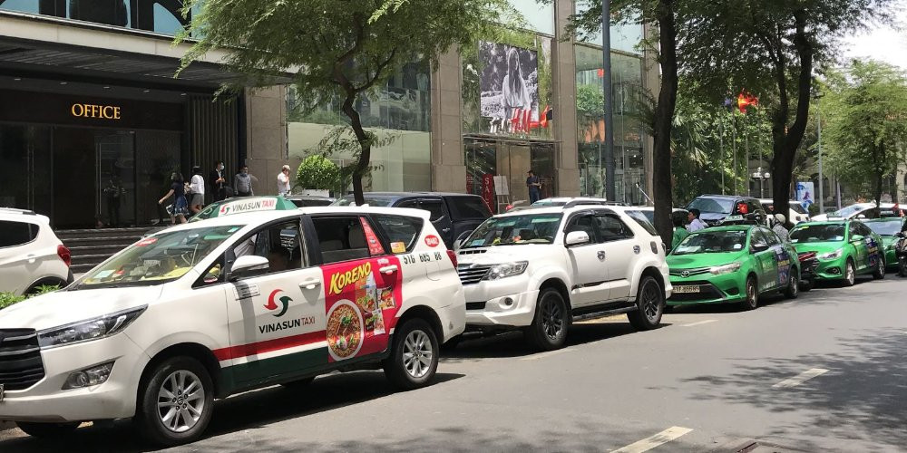 Taxi Vinasun nổi bật với chất lượng dịch vụ và độ phủ rộng rãi tại các địa phương