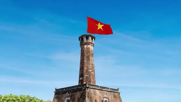 Tham quan Cột cờ Hà Nội trên hành trình du lịch tự túc