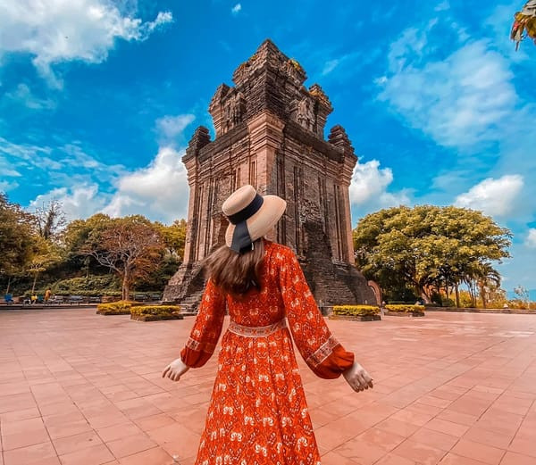 Tham quan Tháp Nhạn Phú Yên trên hành trình tự lái khám phá