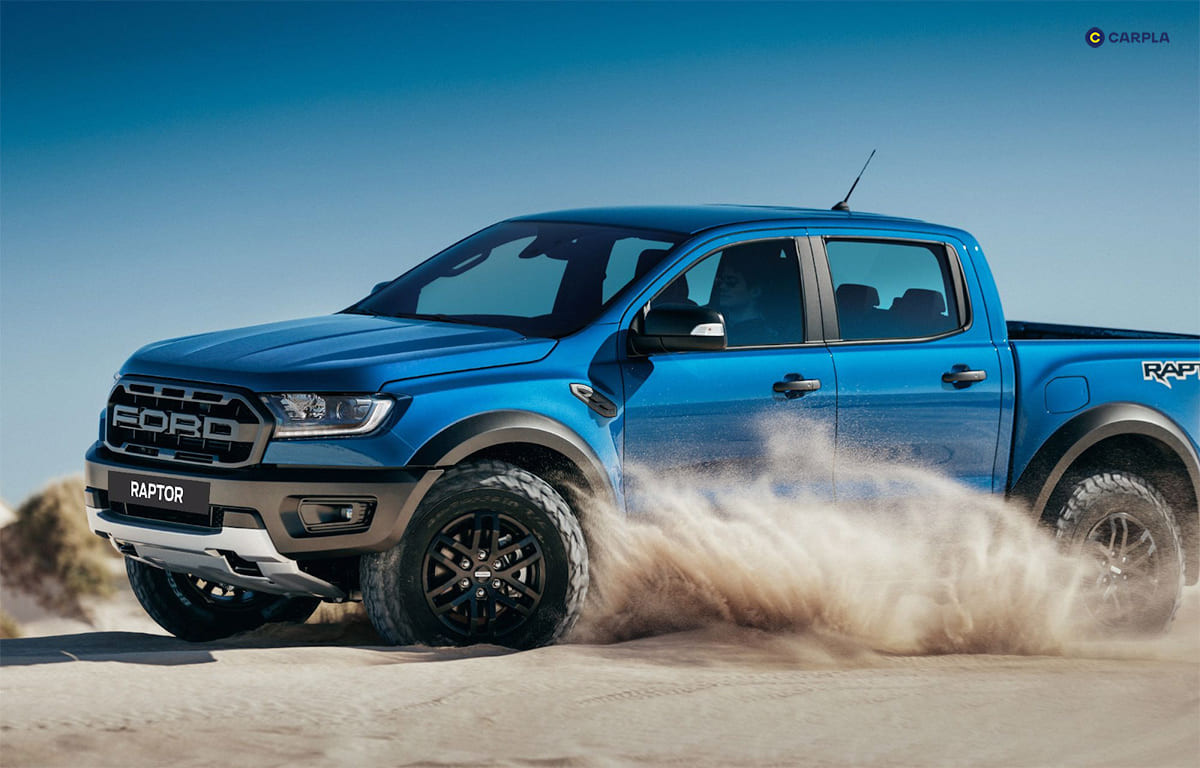 Thân xe Ford Raptor 2022 mạnh mẽ với lốp địa hình và la zăng 17 inch