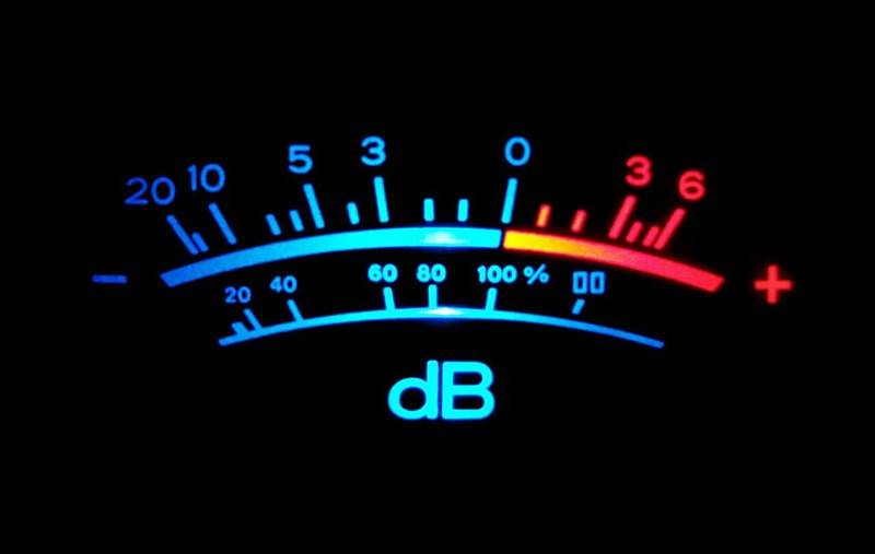 Thông số độ nhạy Decibel (dB) trên củ loa ô tô