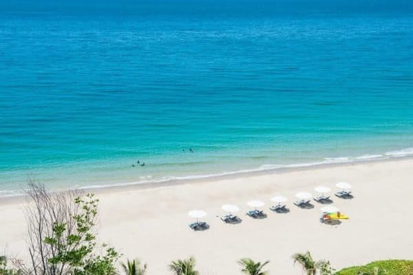 Thư giãn tại Bãi Dài Nha Trang với xe thuê tự lái