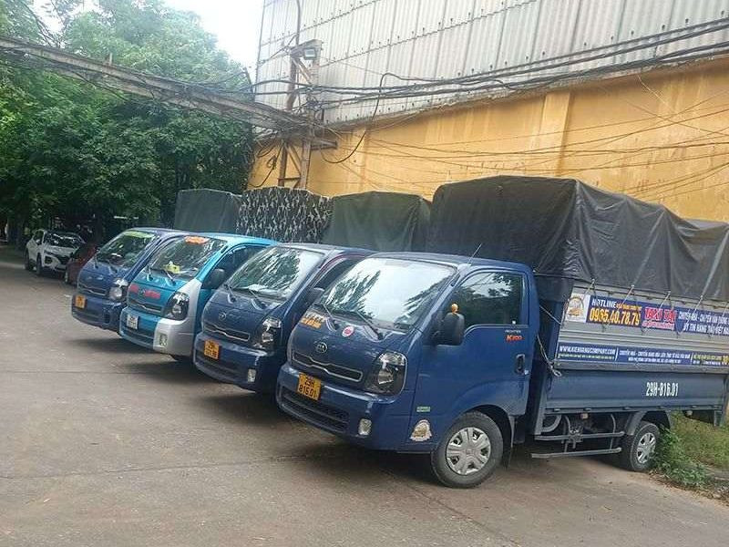 Thùng xe taxi tải Kiến Vàng rộng rãi, đảm bảo an toàn vận chuyển
