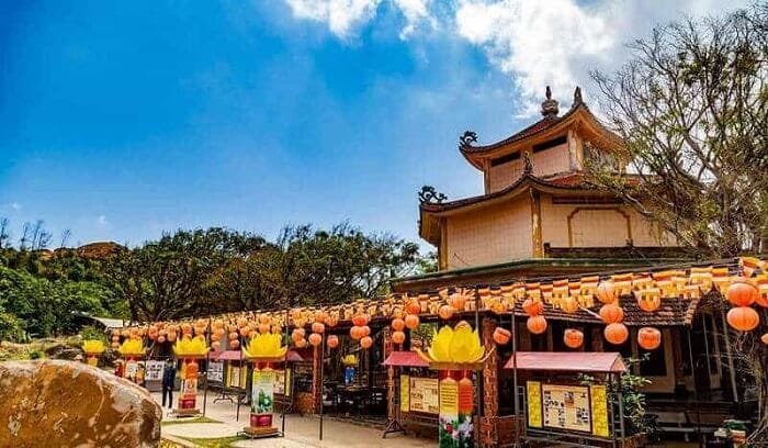 Mộ tháp với kiến trúc độc đáo