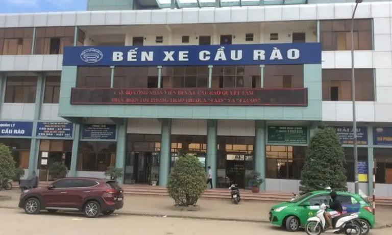 Toàn cảnh Bến xe Cầu Rào Hải Phòng nhộn nhịp