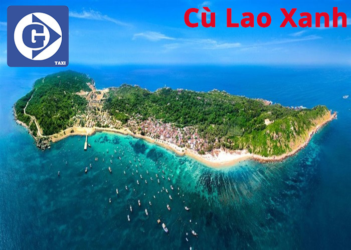 Toàn cảnh Cù Lao Xanh nhìn từ trên cao với biển và núi