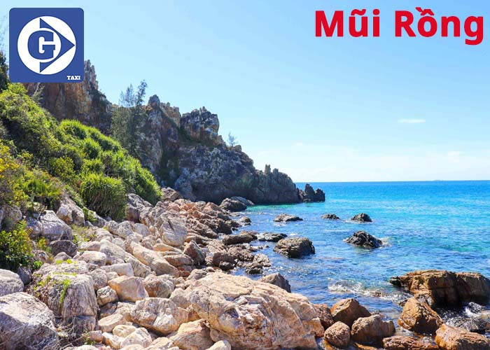 Toàn cảnh Mũi Rồng nhìn ra biển Quy Nhơn hùng vĩ