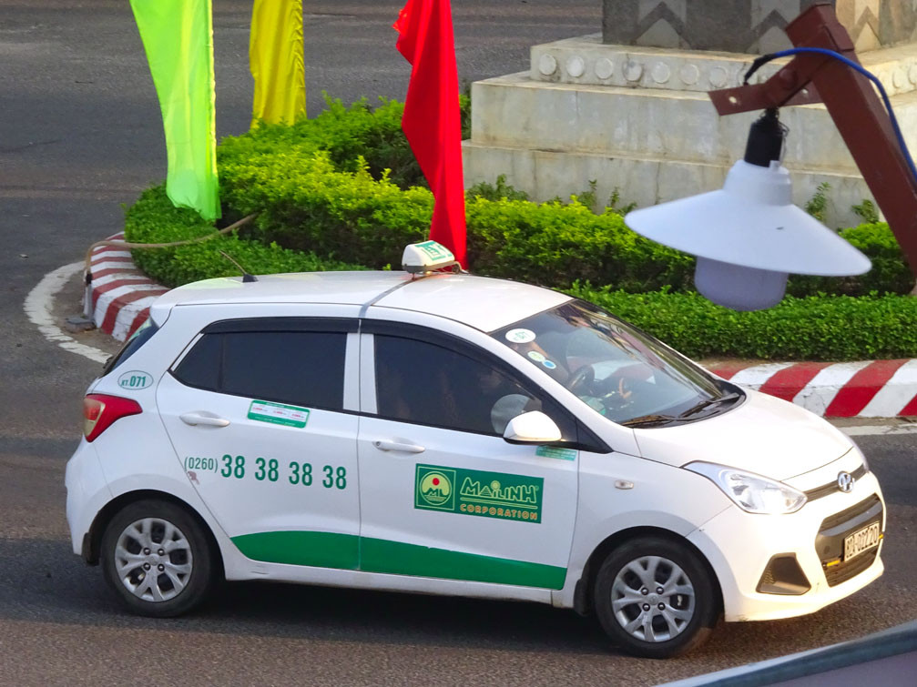 Tổng đài gọi xe taxi Chư Pưh tiện lợi