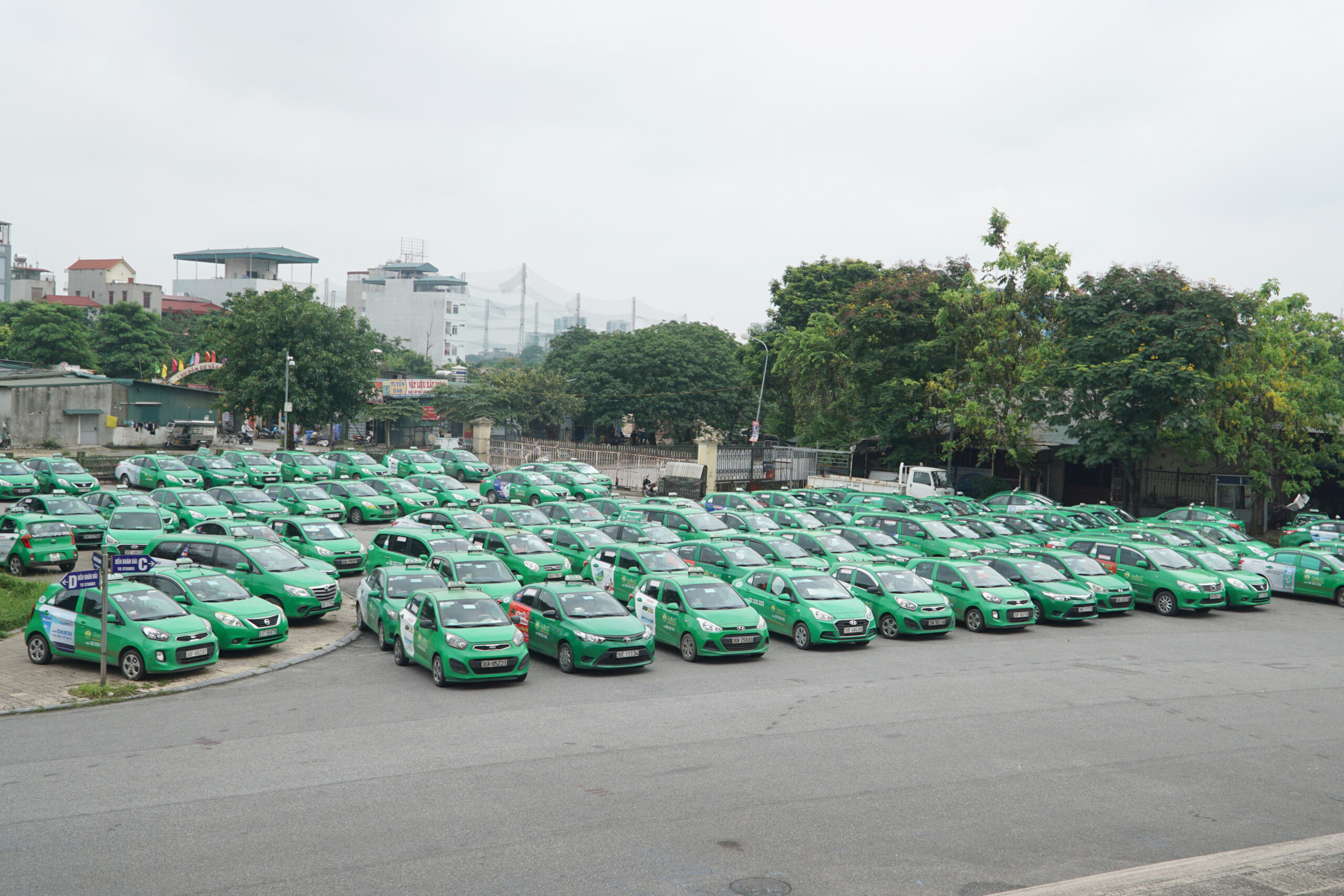 Tổng đài taxi Điện Biên hỗ trợ đặt xe nhanh chóng