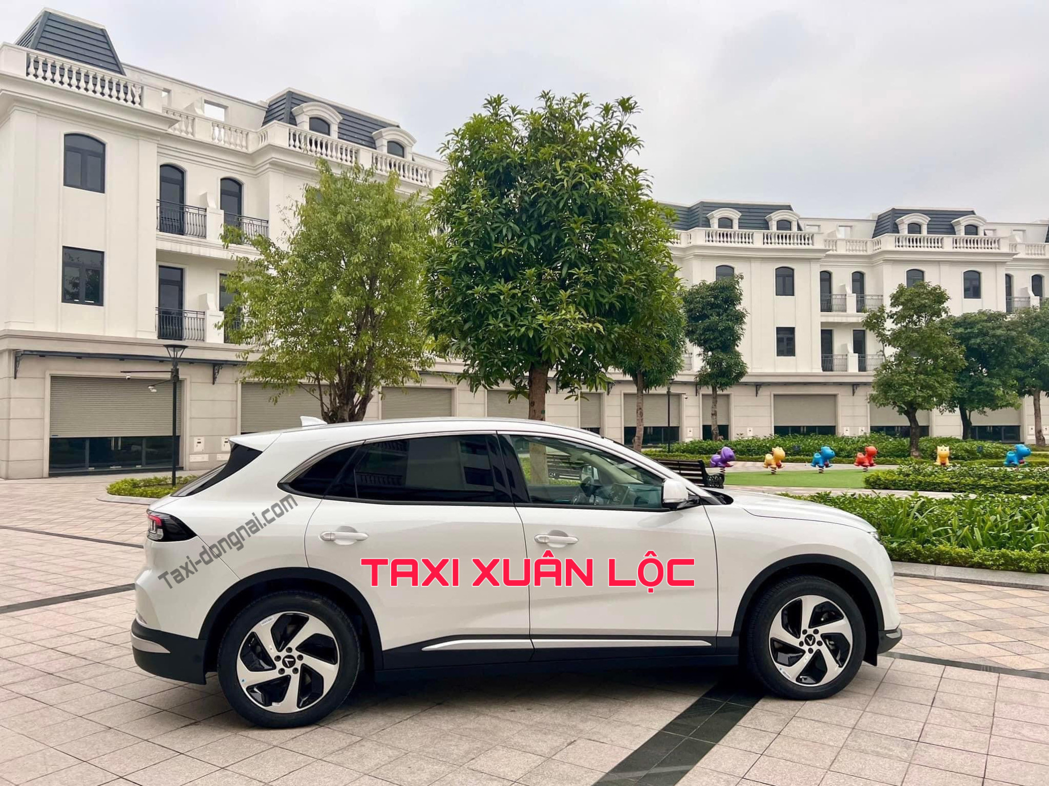 Tổng đài taxi Xuân Lộc sẵn sàng phục vụ, mang đến lựa chọn taxi xuân lộc giá rẻ