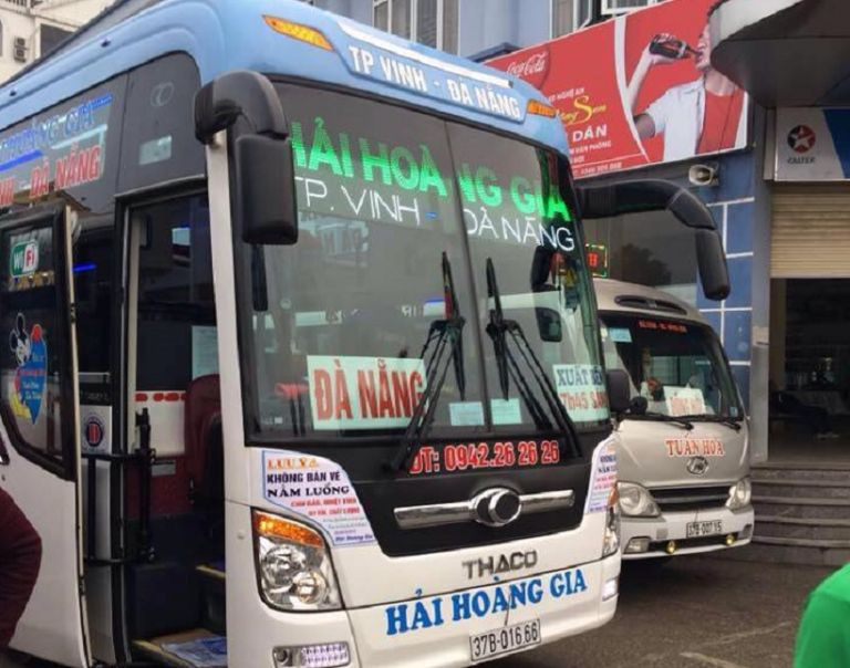 Tổng thể bên ngoài của xe khách Hải Hoàng Gia chuyên chạy tuyến Đà Nẵng Quảng Ngãi