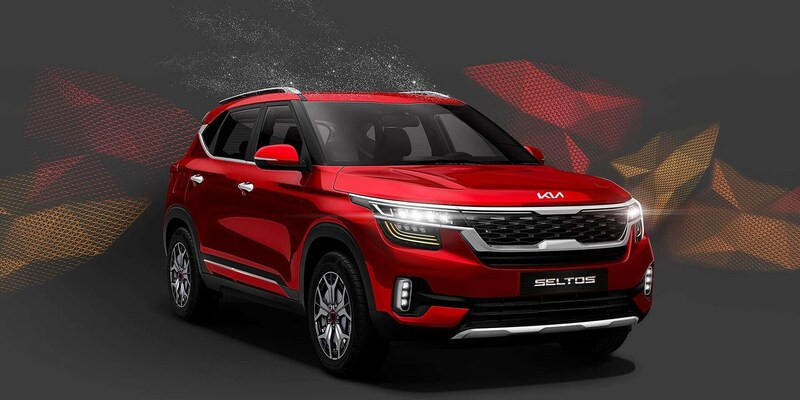 Tổng thể mẫu xe SUV Kia Seltos trên đường phố