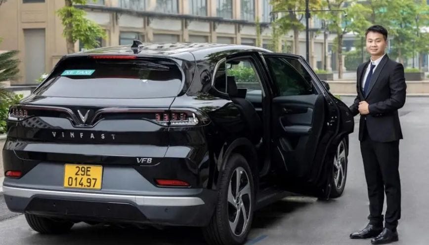 Trải nghiệm đẳng cấp với taxi Xanh SM Premium