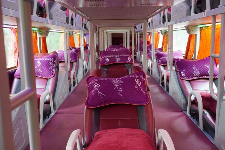 Trải nghiệm nội thất hiện đại của xe khách Thanh Hóa Cẩm Phả Quân Nam