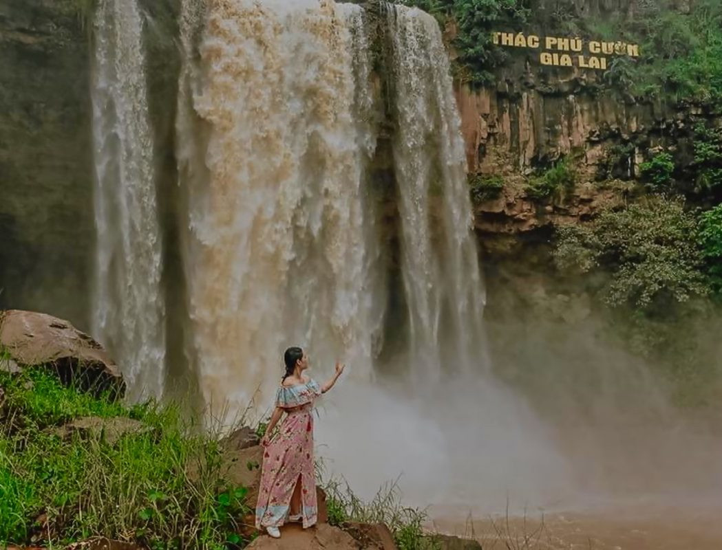 Vẻ đẹp hùng vĩ của Thác Phú Cường tại Gia Lai