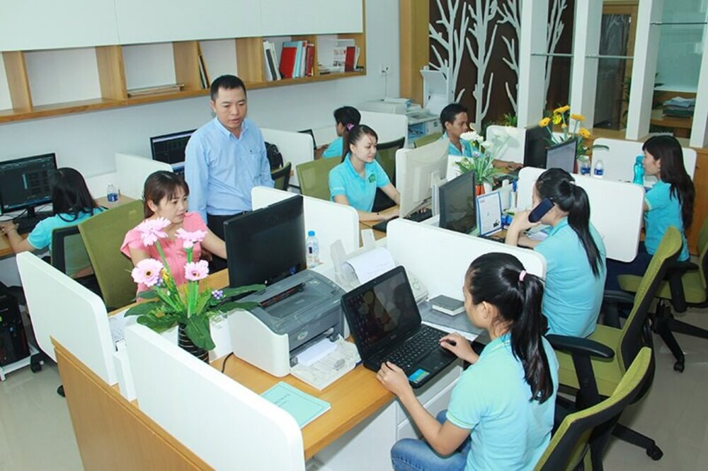 Việc làm cho phụ nữ ở tỉnh tại văn phòng địa phương