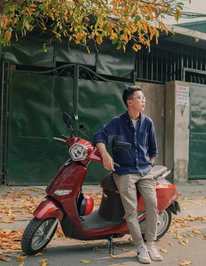 VinFast Vento S màu đỏ tươi tăng sự tự tin cho chủ nhân mệnh Hỏa