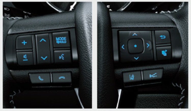 Vô lăng điều chỉnh 4 hướng đầy linh hoạt trên Toyota Hilux 2024