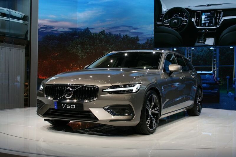 Volvo V60 là mẫu wagon hạng trung của hãng xe Thụy Điển