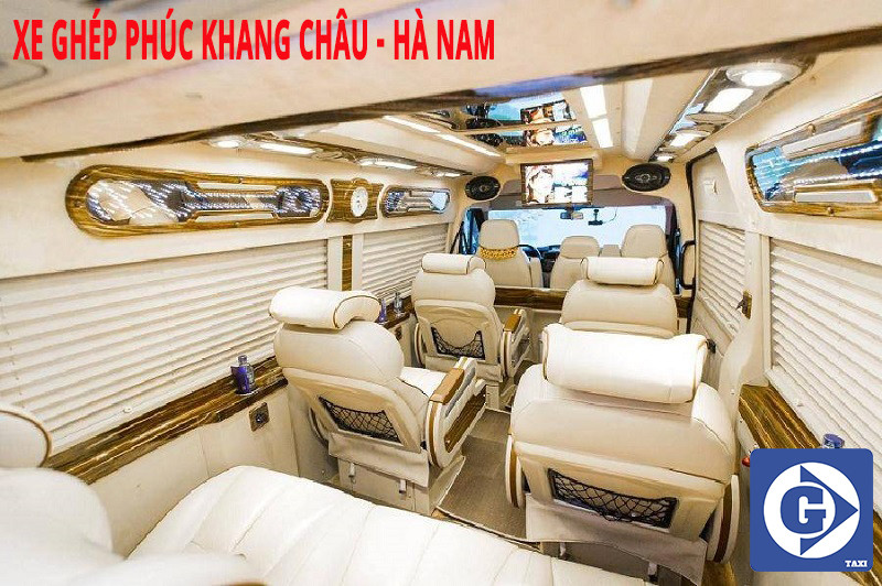 Xe 7 chỗ màu trắng đang đỗ, sẵn sàng phục vụ nhu cầu xe ghép tại Hà Nam