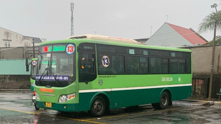 Xe buýt tuyến 13 từ Bến xe Củ Chi Sài Gòn đi Bến Thành
